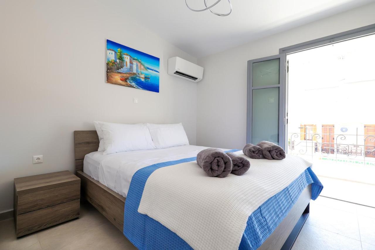 Axs First Floor Apartment Aegina Town Bagian luar foto